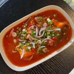 ยำปลากระป๋อง (กับข้าว)