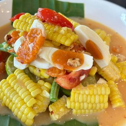 ตำข้าวโพดไข่เค็ม