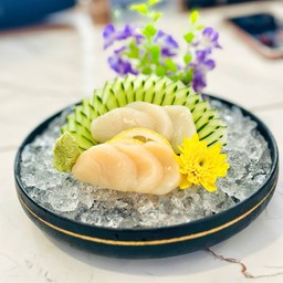 ็Hotate Sashimi