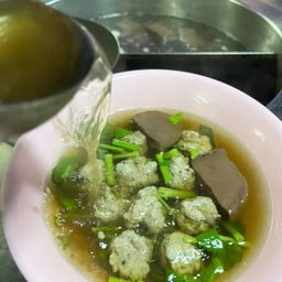 เกาเหลาเลือดหมู แบบเลือกได้