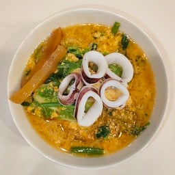 สุกี้น้ำปลาหมึก