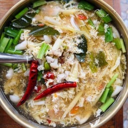 ต้มแซ่บหมูสับไข่ข้น