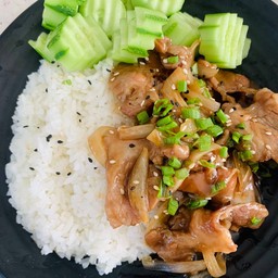 ข้าวหน้าหมูเทอริยากิ