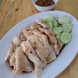 ไก่สับราดซอสสไตล์สิงคโปร์ จานเล็ก