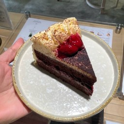 Chocolate Cherry Cake