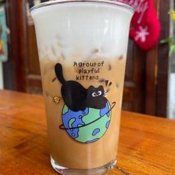 บ้านกง-กาแฟสด ชาไทย ตรงข้ามวัดขุนแสน หัวรอ หน้าวัดขุนแสน หัวรอ