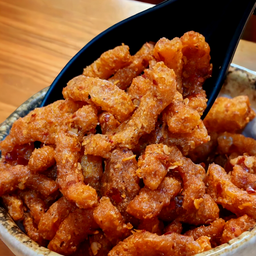 หมูกระจกกรอบ (รสแซ่บ ! ) 20 กรัม