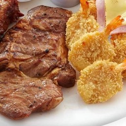 ชุดสเต็กหมูกระเทียมพริกไทยดำ+ กุ้งชุบเกล็ดขนมปังทอด