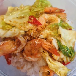 ข้าวราดผัดกะหล่ำปลีกุ้ง
