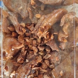 ข้าวหมูกระเทียม