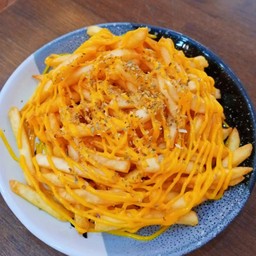 ้เฟรนช์ฟรายราดชีส