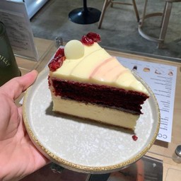 Redvelvet Cheese Cake