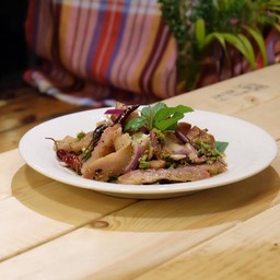 น้ำตกหมู