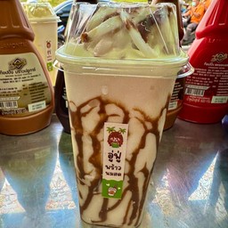 พร้าวนมสดกาแฟนม