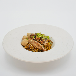 ก๋วยเตี๋ยวแห้งคอหมูย่าง