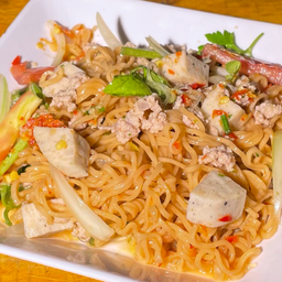 ยำมาม่า/Mama noddle salad