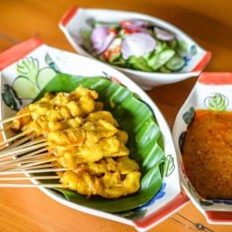 ไม้เงินหมูสะเต๊ะ ตลาดสดพิจิตร