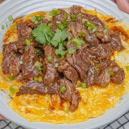 ข้าวไข่ข้นหมูผัดน้ำมันหอย