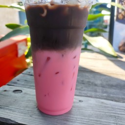 นมชมพูโกโก้