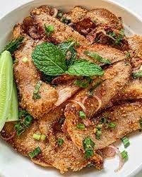 น้ำตกคอหมูย่าง