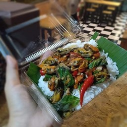 กะเพราหอย