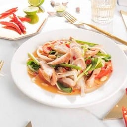 ยำคอหมูย่าง
