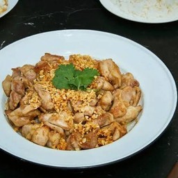 ไก่ทอดกระเทียม