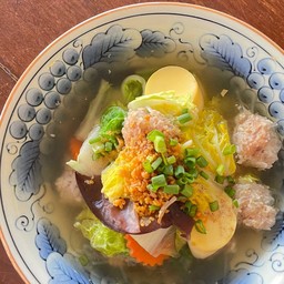 ต้มจืดตำลึงหมูสับ (กับข้าว)