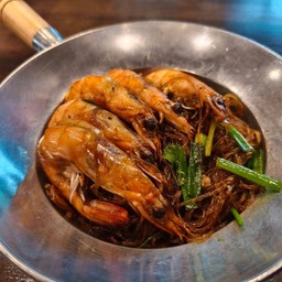 กุ้งอบวุ้นเส้น
