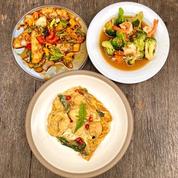 ไข่เจียวเต้าหู้ไข่โหระพา