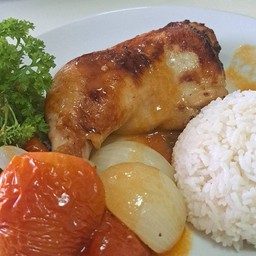 ข้าวหน้าไก่ย่างบ้านมี้