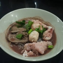 ก๋วบเตี๋ยวหมูน้ำตก