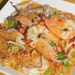 ยำตะไคร้กุ้งสด/shrimp with lemongrass salad