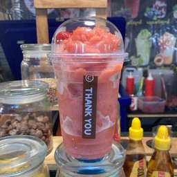 สตรอเบอรี่สมูทตี้