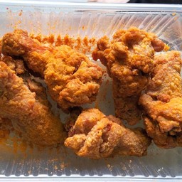 วิงค์ (ปีกบน)