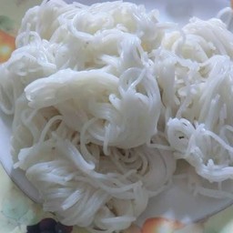 ขนมจีน