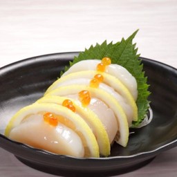 Hotate Sashimi.