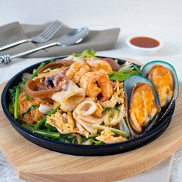 สุกี้ทะเลผัดแห้ง