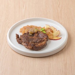 สเต็กหมูราดซอสแอปเปิ้ลมาลิน