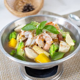 แกงเลียงกุ้ง (กับข้าว)