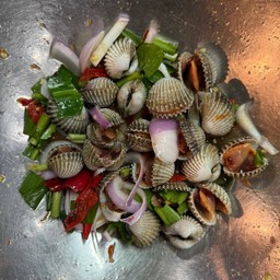 ยำหอยแครง