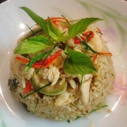 ข้าวผัดเขียวหวานไก่