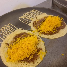 โตเกียว นูเทลล่า+ ฝอยทอง ( 2 ชิ้น )