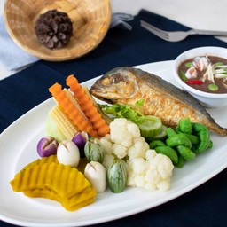 น้ำพริกกะปิปลาทูทอด (กับข้าว)