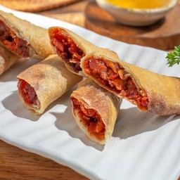 G12 ปอเปี๊ยะหมูแดง