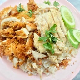 ข้าวมันไก่สองอย่าง