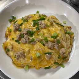 ข้าวไข่ข้นหมูสับ