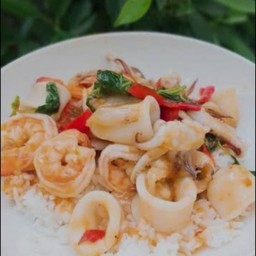 เธอ !!! เราอยากกินเพราหมึกกุ้ง