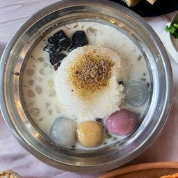 บัวลอย ไข่มุก นมสด