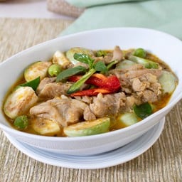 แกงเขียวหวานไก่ (กับข้าว)